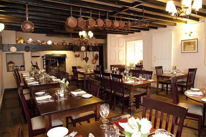 Old Kings Arms Hotel بيمبروك المظهر الخارجي الصورة